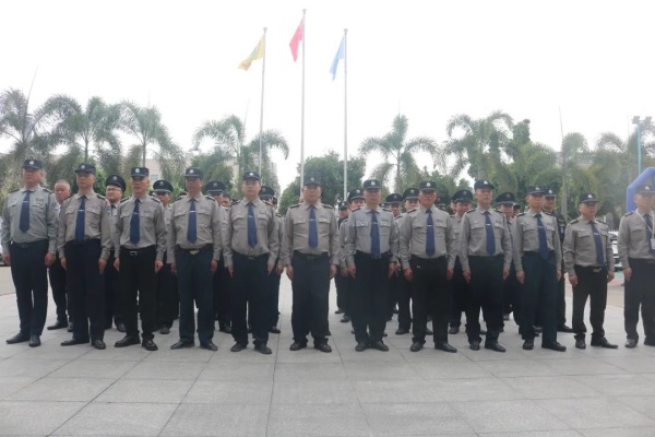 廣東多地遭遇大暴雨 特大暴雨 威遠(yuǎn)保安提示您：在暴雨中如何避險與自救