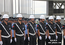 威遠(yuǎn)東莞保安公司，因?yàn)閷Ｗ⑺詫I(yè)！